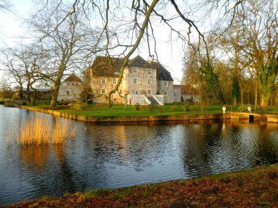 Wasserschloss Mellenthin, Usedom (© Ralph Kähne) Bild